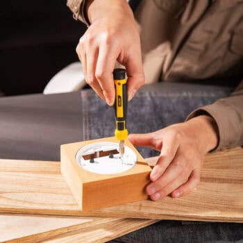 DELI σετ κατσαβίδια ακριβείας DL1033D, αντιολισθητική λαβή, Cr-V, 33τμχ - Image 2