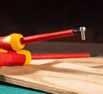 DELI σετ κατσαβίδια ηλεκτρολόγου DL510005 με μόνωση 1000V, 5τμχ - Image 2