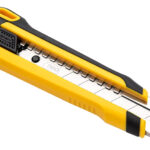 DELI πλαστικό κοπίδι με ασφάλεια DL025, 25mm, κίτρινο