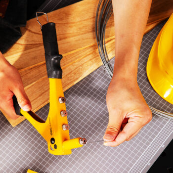 DELI πριτσιναδόρος χειρός DL236910 με αντιολισθητικές λαβές, 260mm - Image 3